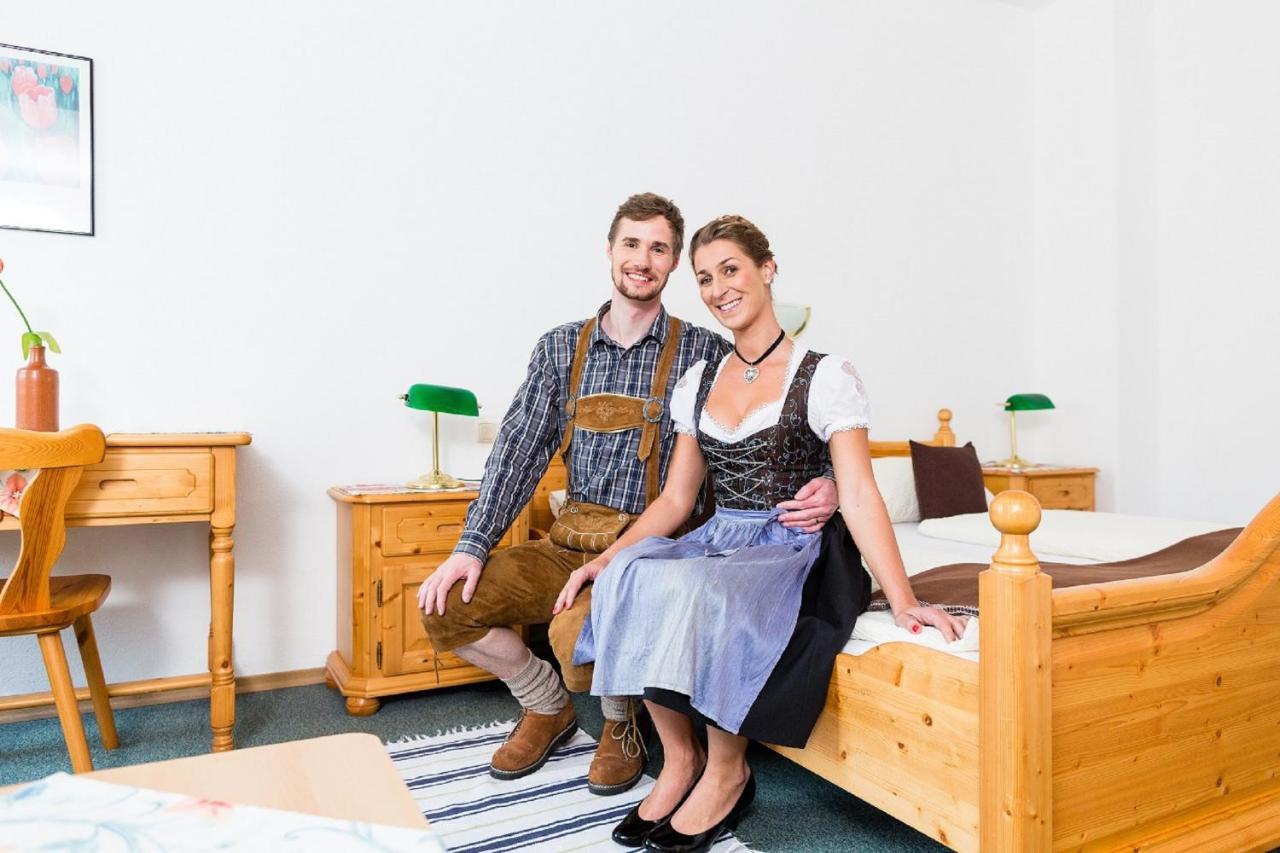 Brauerei Und Gasthof Frischeisen Kelheim Eksteriør bilde